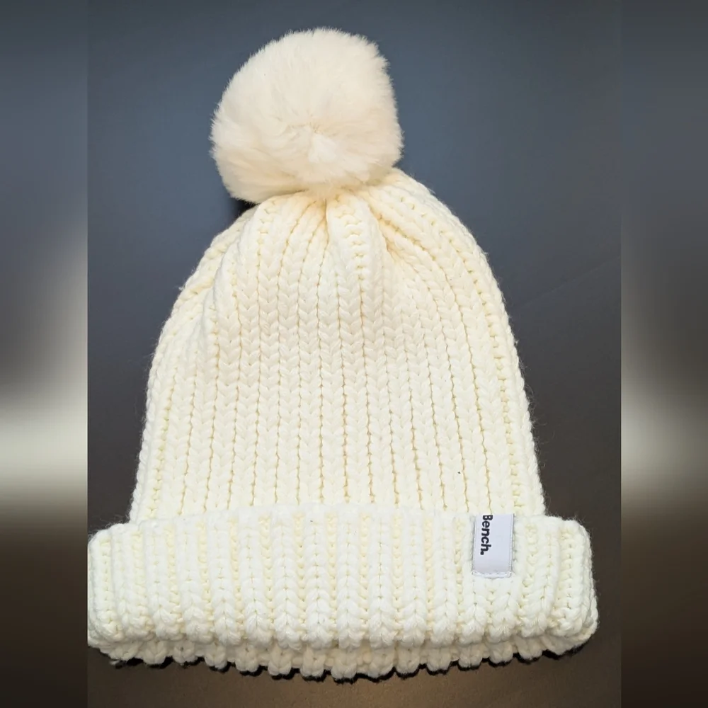 Cozy Cream Knit Pom-Pom Beanie - Picture 1 of 1
